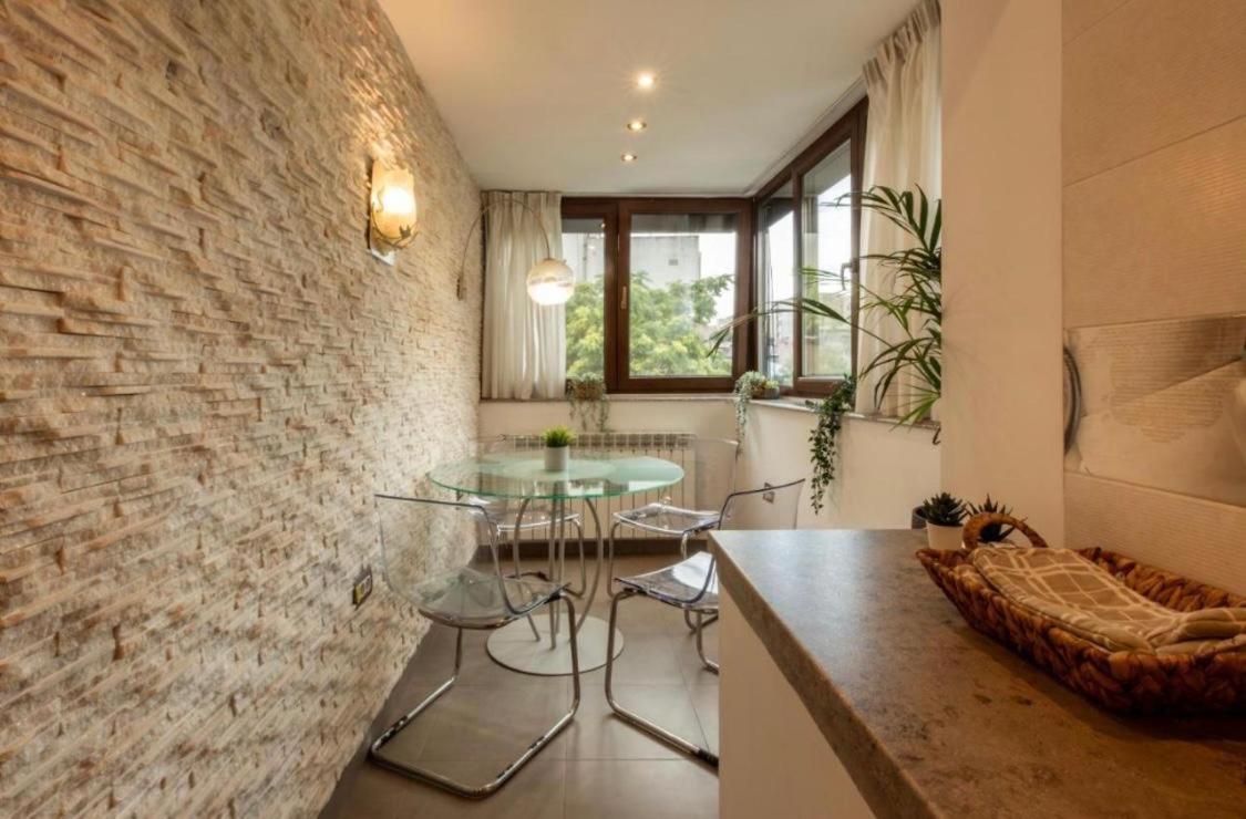 Downtown Oasis Unirii Apartment Bucharest Exterior photo